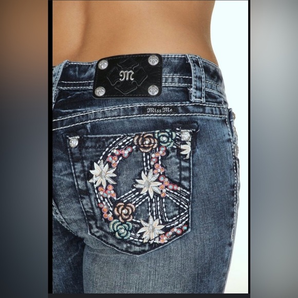 Miss Me Women’s Signature Skinny Embellished Peace Sign & Floral Jeans Size 31 - Picture 1 of 14